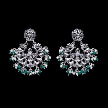 925 Silver Handmade Earring with Green Color and Fresh Water Pearl Hanging