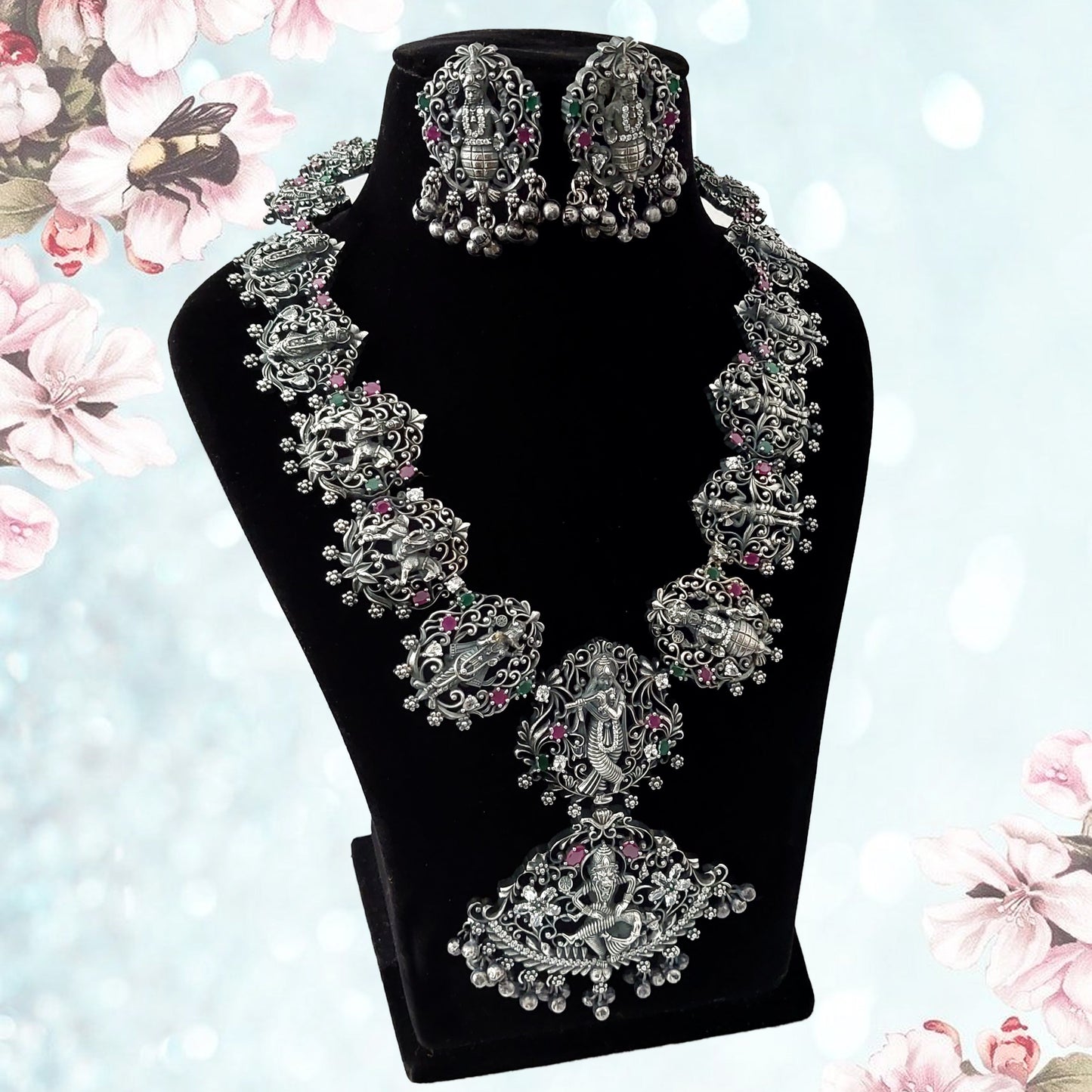 Amaya Necklace Set