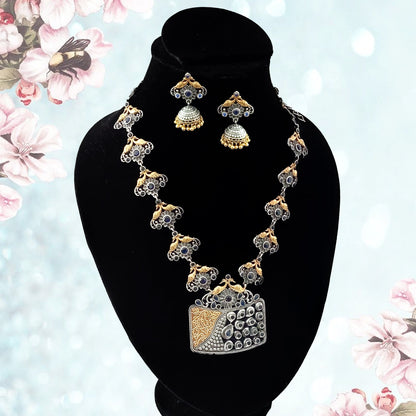 Alani Necklace Set